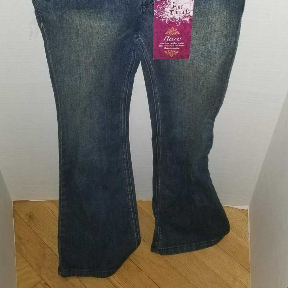 Epic Threads Flare Girls Jeans Size 8 - NWT